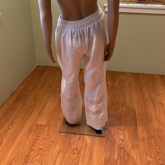 Bebe White Linen And Rayon Pants With bebe In Rhinestones On Back Size L - Picture 6 of 11